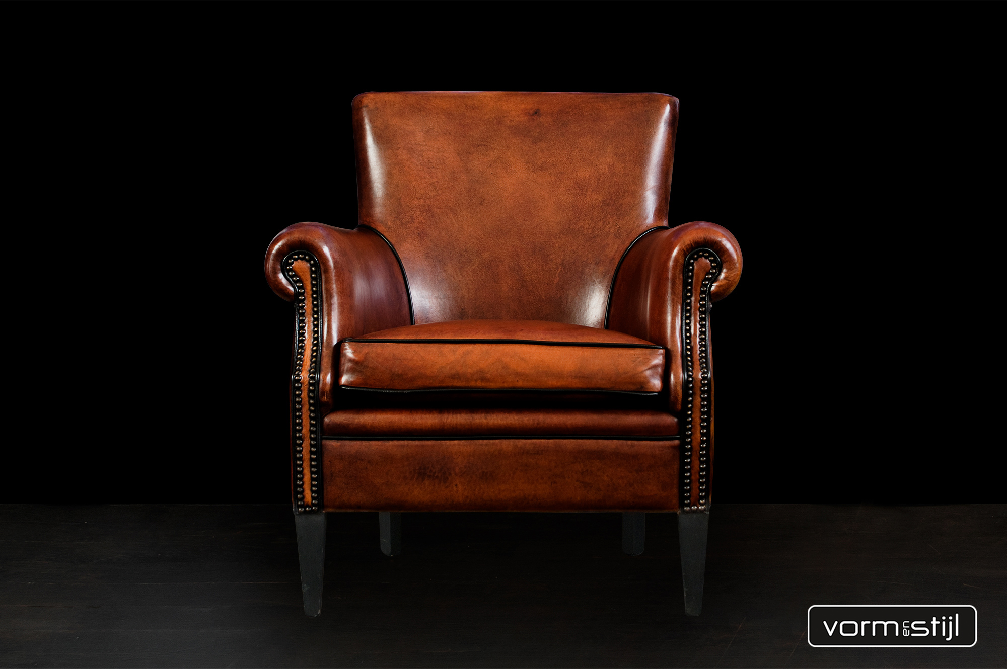 Lounge Atelier fauteuil model Rosan in natuurecht schaapsleer